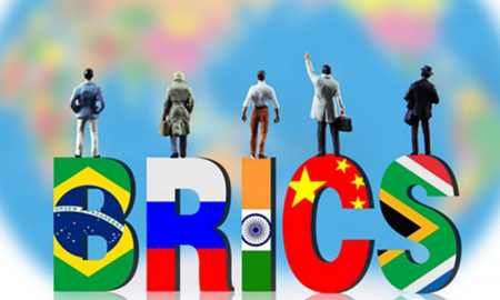 Jim O'Neill: BRICS by se měl rozšířit a ukončit dolarovou dominanci