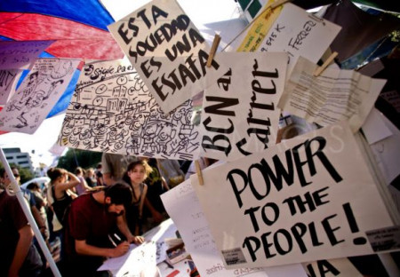 Tisková zpráva iniciativy Skutečná demokracie teď (SDT) k protestnímu kempu od 28.dubna