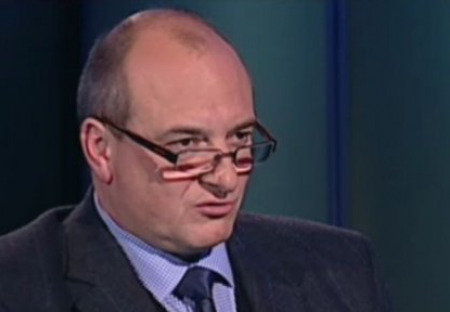 Drahošovi rytíři evropských hodnot, a volební kalkulačka nastupují