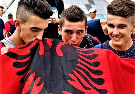 Uprchlíci si z azylového centra v Rakousku udělali pedofilní doupě plné násilí