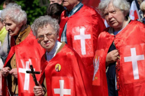 po-sko-bude-krajinou-pre-migrantov-z-filipin-dohoda-katolickych-prezidentov-kaczynskeho-s-dutertem