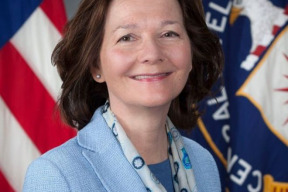 reditelkou-cia-je-valecna-zlocinkyne