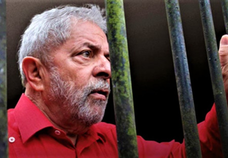 Nejvyšší volební soud (NVS) v Brazílii vetoval kandidaturu Luly da Silvy