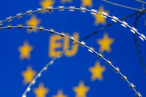 diktatura-s-jakoby-lidskou-tvari