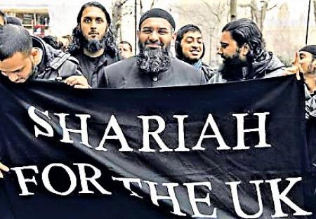 UK: Anjem Choudary byl propuštěn z vězení