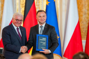 duda-si-od-steinmeiera-nedal-urazat-po-sko-pozicane-mu-vratil-aj-s-urokmi