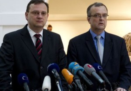 Slušňák Nečas a slušňák Kalousek