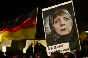 mame-d-kaz-merkel-2015-zradila-eu-a-klame-dalej-o-uteceneckej-politike