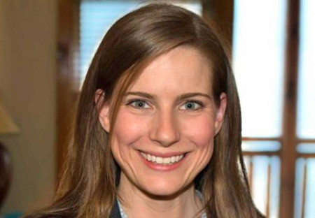 Vychovávali ju lesbičky. Pociťovala bolesť, túžila po otcovi