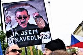 proc-nejsou-prazskokavarenske-demonstrace-za-svobodu-a-demokracii