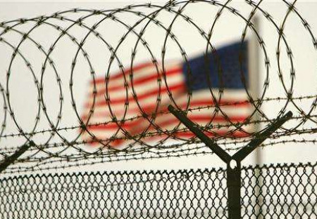 Koncentrační tábory v USA. Vyjádření Bc. Martina Herzána k aktuální problematice tajných a nelegálních věznic a internačních táborů USA ve světě
