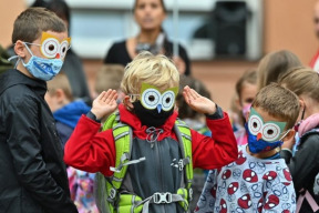 otevreny-dopis-vlade-za-vyuku-deti-ve-skolach-bez-rousek