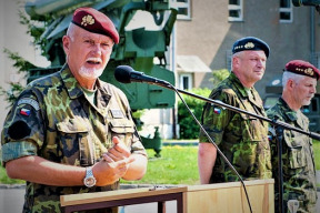 na-prahu-zmen-hynek-blasko