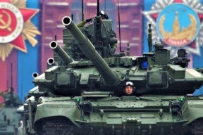 vyroci-vitezstvi-nad-nemeckem-a-prenos-vojenske-prehlidky-v-moskve