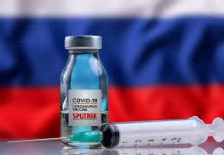 Očkovaní dvěma dávkami Sputniku V nešíří Covid-19
