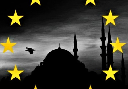 Výzva konzervatívnych politikov k ochrane národov a kresťanských tradícií v EÚ