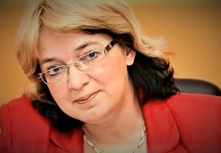 ŠOK RODIČŮ A JASNÉ HLASY: HLAVNÍ HYGIENIČKA SVRČINOVÁ PŘED SOUD