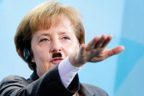 heil-merkel-o-nacistech-tech-v-nemecku-i-tech-u-nas