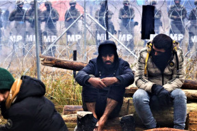 emmanuel-macron-at-evropa-resi-ilegalni-migraci-podle-madarskeho-vzoru