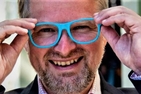 mnoho-povyku-pro-nic-a-neco-k-tomu