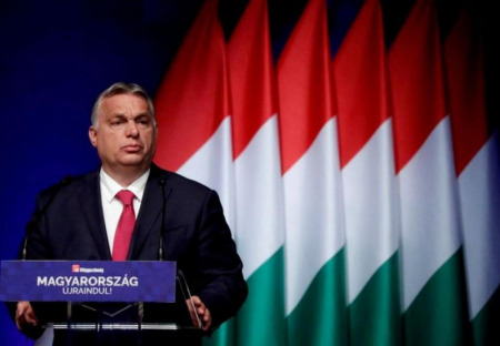 Orbán oznámil státní regulaci cen potravin v Maďarsku