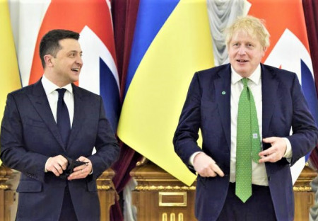 Jaký je účel polsko-ukrajinsko-britské trilaterální smlouvy?