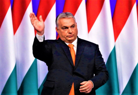 Maďarsko do třetice pohrozilo Bruselu vystoupením z EU