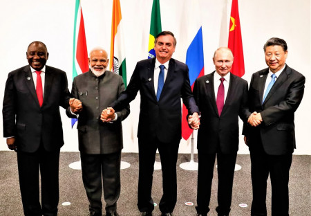 Správa Xinhua informuje o samite BRICS