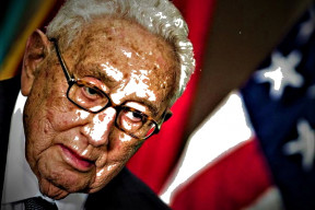 henry-kissinger-99-let-v-davosu-2022-o-rusku-cine-a-ukrajine-odhaluje-mezi-radky-mnohe