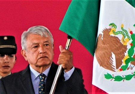 "Suverenita Mexika v ohrožení" kvůli elektronickému hlasování, varuje bývalý Trumpův poradce
