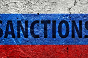 10-balicku-sankci-a-rekordni-narust-obratu-mezi-eu-a-ruskem
