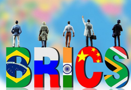 Londýnští lordi se obávají banky BRICS