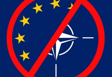 VZNIK PLATFORMY ZA VYSTOUPENÍ ČESKÉ REPUBLIKY Z EU A NATO
