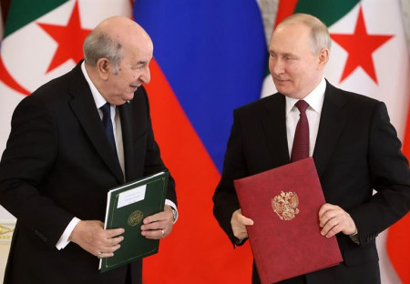 Prezidenti Ruska a Alžírska podepsali prohlášení o spolupráci: