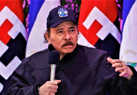 Daniel Ortega podepsal dekret, který povoluje výstavbu ruských vojenských základen v zemi...