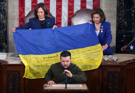 Ukrajina může počkat: Kongres USA schválil balíček pomoci Izraeli bez dodávek Ukrajině !!!