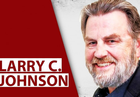 Bývalý analytik CIA Larry Johnson o Zelenském....