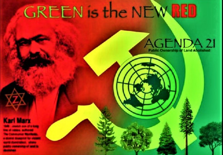 Každé levicové hnutí začíná jako humánní a končí terorem