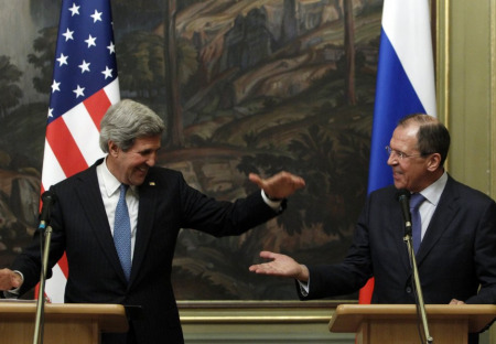 Vše jde podle plánu – válka začala. USA jsou spokojeny. Proto Kerry odmítl jednat s Lavrovem o Ukrajinské krizi?