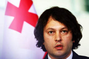 gruzie-zmrazila-jednani-o-vstupu-do-eu-moskva-vstrelila-gol-a-brusel-uz-uznal-porazku