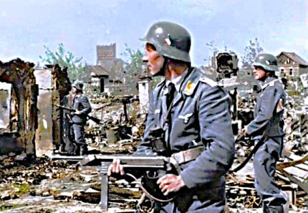 Fašisté v Kurské oblasti zastřelili dědečka: Byl odhalen osud starého muže z někdejšího šokujícího videa (VIDEO)