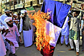 jak-politici-urychluji-islamizaci-evropy