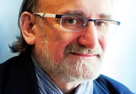 Novotný: Skupina D spolu s vysokými představiteli státu a armády zatahuje ČR do války