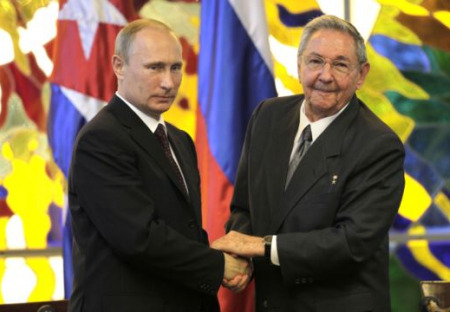 Rusko odpouští dluhy Kubě. Proč teď?