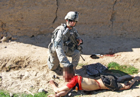 Bývalý americký vojak - "skutočný terorista som bol ja"