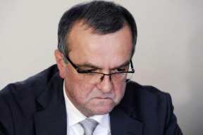 gesto-inteligenta-kalouska-vadi-nebo-nevadi