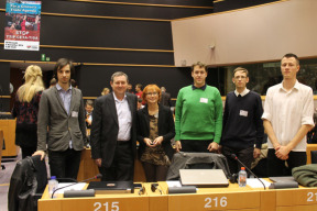 hnuti-proti-ttip-spojilo-sve-sily-v-europarlamentu
