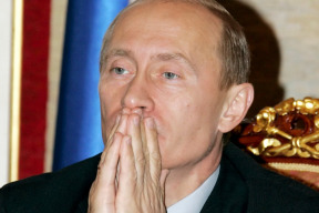 kam-a-proc-miri-putin