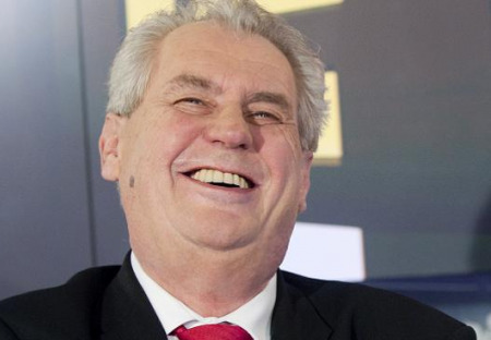 NEVÍM, ALE NEMĚL TEN ZEMAN ZASE PRAVDU? HM...BAVÍ SE SKVĚLE