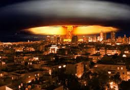 Langšádlová: Jaderná válka s Ruskem by byla bojem za svobodu! O válce a lidech, o zbraních a humanitárním vraždění v novém tisíciletí